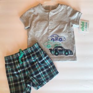 Carter’s shorts with matching T-shirt